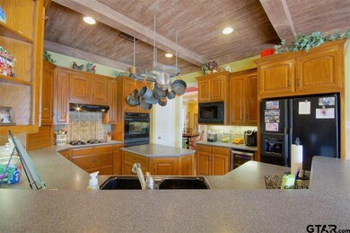 10920 Deer Creek Dr, Tyler, TX 75707 - photo 5