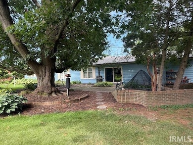 208 Park Row, Flora, IN 46929 - photo 2