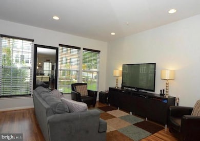 22504 Phillips St unit 503, Clarksburg, MD 20871 - photo 4