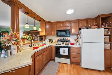 09-Kitchen