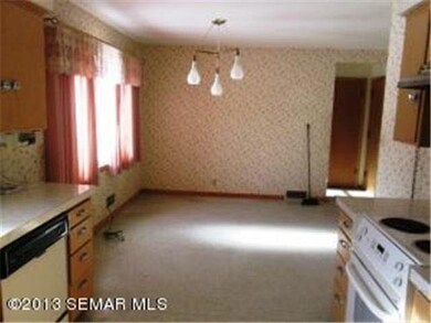 302 Fredrick Dr, Albert Lea, MN 56007 - photo 6