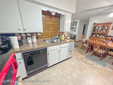 1885 Elm St, Holt, MI 48842 - photo 4