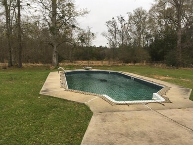 In Ground Pool