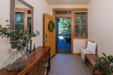 57111 Fremont Dr unit 2, Sunriver, OR 97707 - photo 4