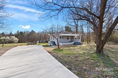 5023 Lewis Rd, Gastonia, NC 28052 - photo 2