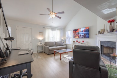 418 Newbary Ct, Franklin, TN 37069 - photo 2