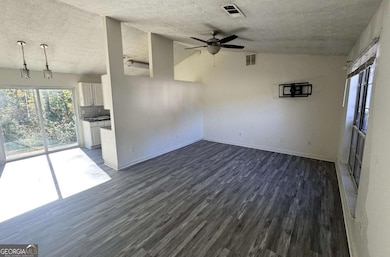 2119 Briar Glen Ln SW, Atlanta, GA 30331 - photo 3