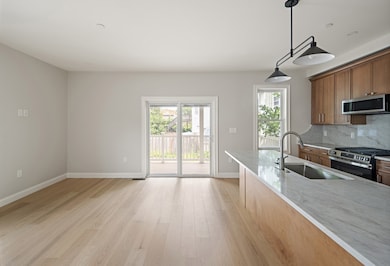 206 Byron St unit 1, Boston, MA 02128 - photo 6