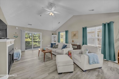 1605 Willoughby Park Ct unit 8, Wilmington, NC 28412 - photo 2