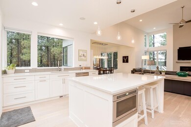 19492 Bainbridge Ct, Bend, OR 97702 - photo 5