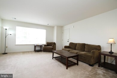 2010 Berkeley Dr, Pennsburg, PA 18073 - photo 2