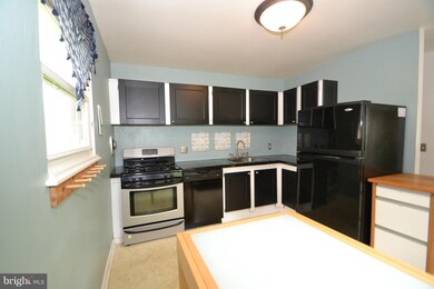 800 Holly Hill Ct, Reisterstown, MD 21136 - photo 4