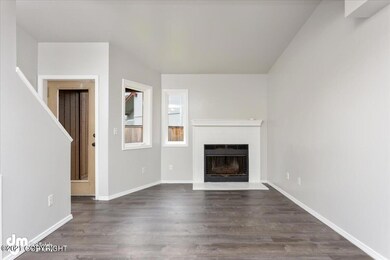 04-Living Room-2956