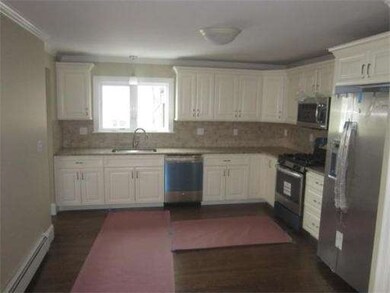 35 Howard St unit 35-2, Watertown, MA 02472 - photo 3