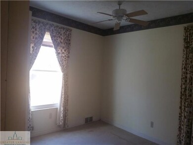 1324 Pettis St, Lansing, MI 48910 - photo 7