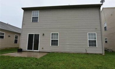 2307 Middle View Dr, Columbus, IN 47201 - photo 2