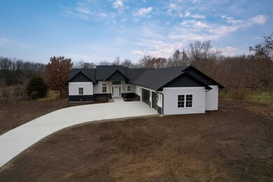 5611 N Vista Ln, Janesville, WI 53548 - photo 4