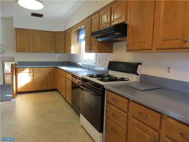 145 Hickory Corner Rd, East Windsor, NJ 08520 - photo 6