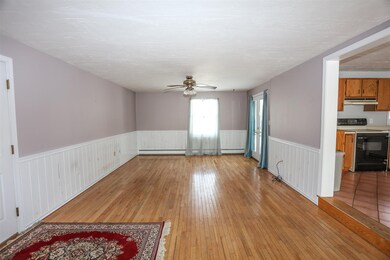 54 Evergreen Ave, Franklin, NH 03235 - photo 4