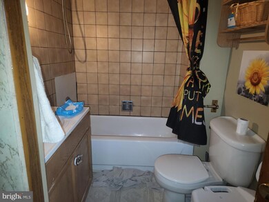 425 N Railroad St, Tamaqua, PA 18252 - photo 7