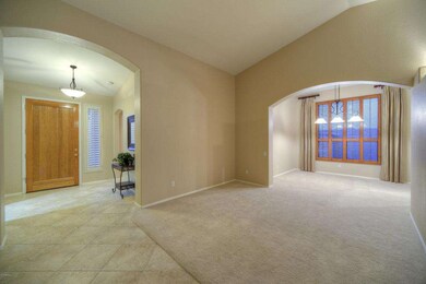 003_Living - Foyer