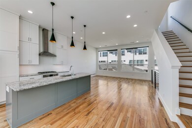 5927 Lindell Ave unit 102, Dallas, TX 75206 - photo 2