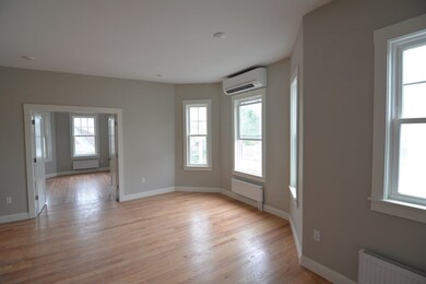 29 Vassal Ln unit 1, Cambridge, MA 02138 - photo 3