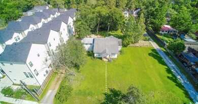 808 Fisher St, Houston, TX 77018 - photo 4