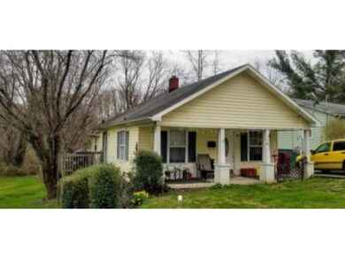 715 E Maple St, Johnson City, TN 37601 - photo 2