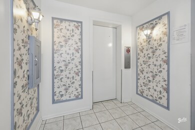 Three Fountains on the Lake unit 213, Rolling Meadows, IL 60008 - photo 3