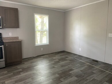 34 Birch Ct unit 34, Belleville, MI 48111 - photo 4