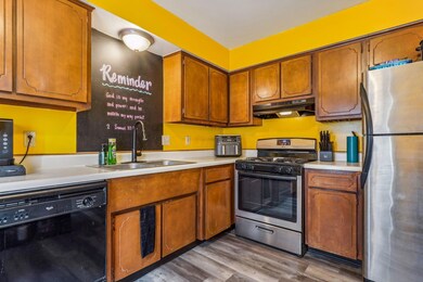 11-web-or-mls-1595-mcnaughten-rd