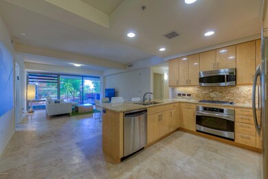 004_Kitchen and Living Room