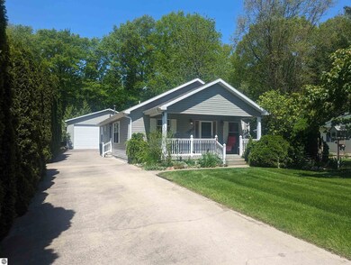 387 N Huron Rd, Au Gres, MI 48703 - photo 4