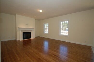 5 Orchard Dr unit 10, MerriMacK, NH 03054 - photo 5