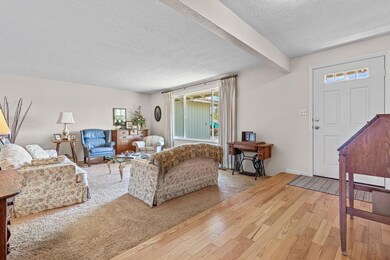 5070 Rock Way, Central Point, OR 97502 - photo 3