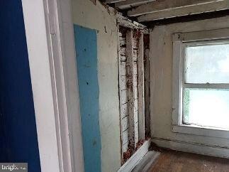 3328 James St, Halethorpe, MD 21227 - photo 5