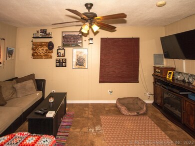 310 W Galveston St, Broken Arrow, OK 74012 - photo 4