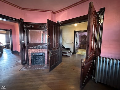 403 W Kirkwood Ave, Bloomington, IN 47404 - photo 4