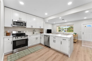 7021 SW 12th St, Pembroke Pines, FL 33023 - photo 6