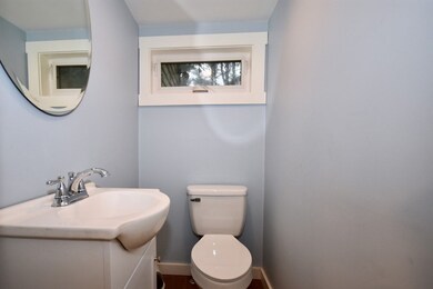 7 Weaver St, West Wareham, MA 02576 - photo 3