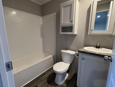 5161 Chantelle Dr unit 119, Flint, MI 48507 - photo 7