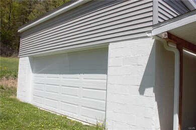 486 Jefferson St, Lehighton, PA 18235 - photo 6