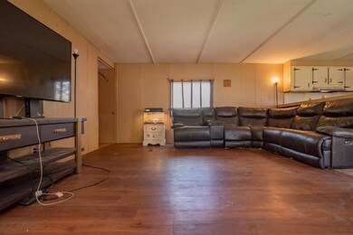 32 Roland Dr, Allenstown, NH 03275 - photo 5