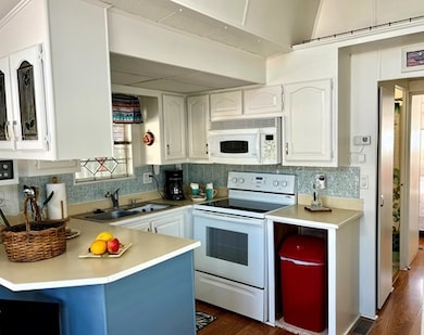 702 S Meridian Rd unit 160, Apache Junction, AZ 85120 - photo 4