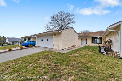 99B Dogwood Plaza, Monroe Township, NJ 08831 - photo 4