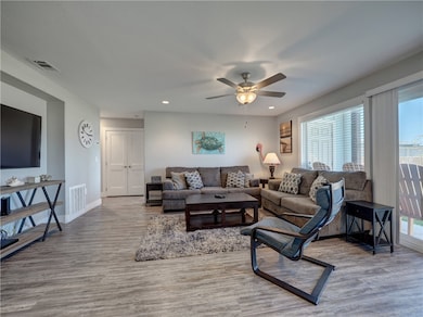 230 Cut Off Rd unit 126, Port Aransas, TX 78373 - photo 5