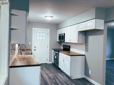 1951 Beech St, Longview, WA 98632 - photo 7