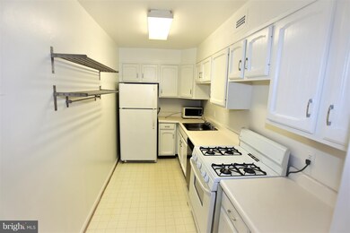 10300 Westlake Dr unit 310, Bethesda, MD 20817 - photo 5