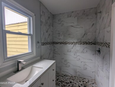 PXL_20251011_191323792